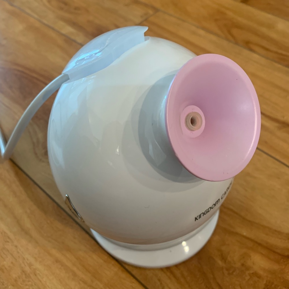 Facial steamer